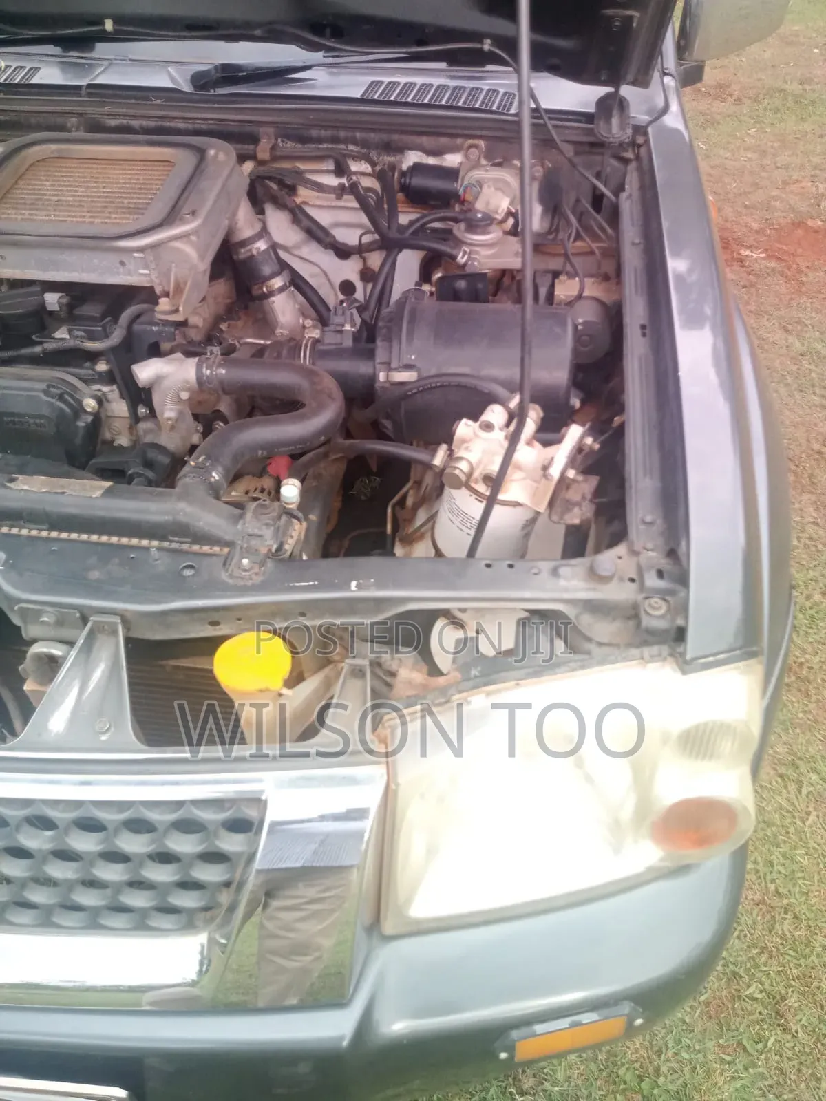 Nissan Hardbody 2014 Gray