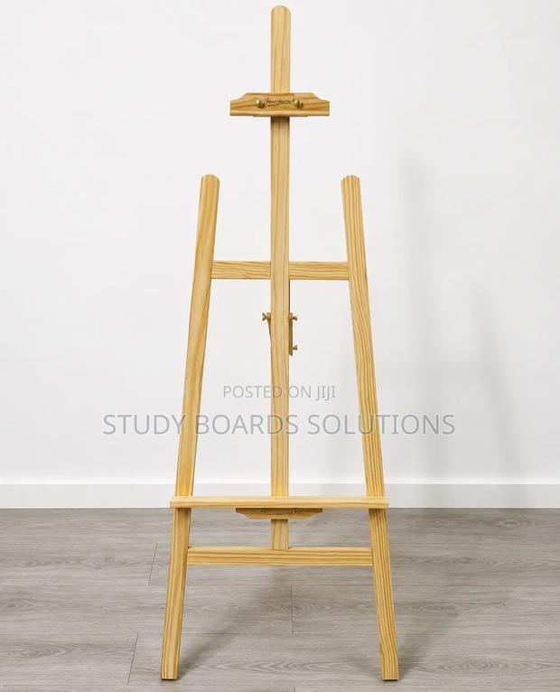 Wooden Easel Stand – Strong, Elegant & Versatile