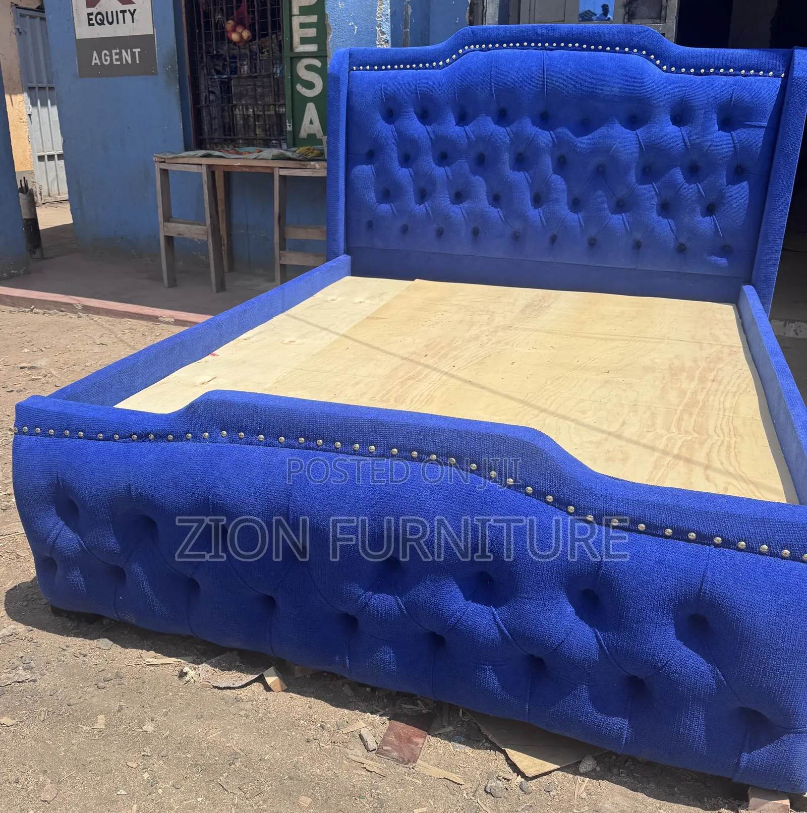 Modern Chester Bed 5 by 6