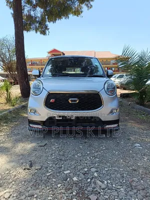 Daihatsu Cast 2019 Silver