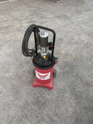 Heavy Duty Advanced Pneumatic Grease Bucket