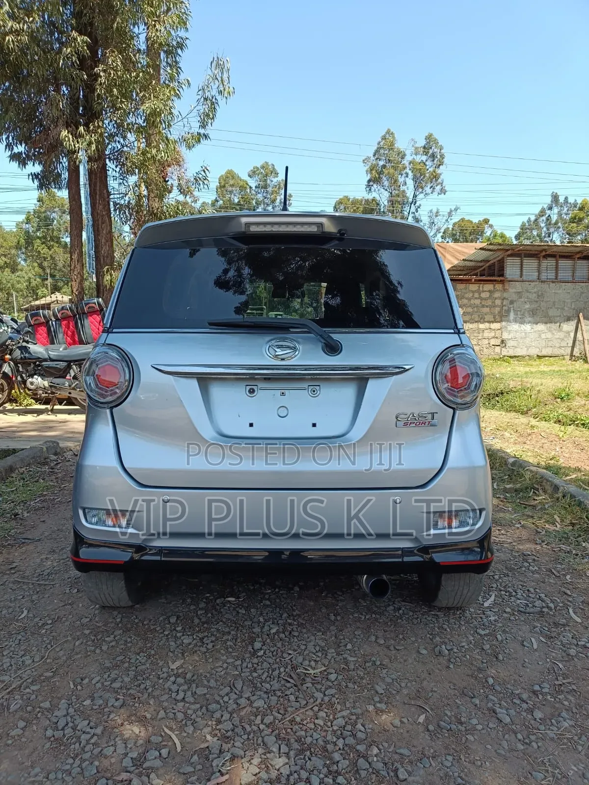 Daihatsu Cast 2019 Silver