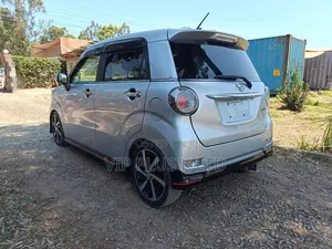 Daihatsu Cast 2019 Silver