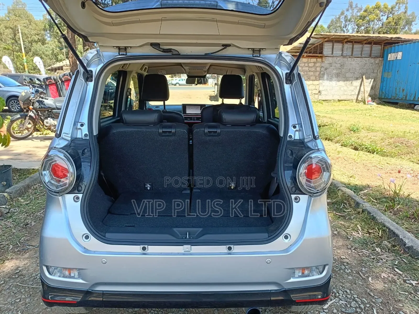 Daihatsu Cast 2019 Silver