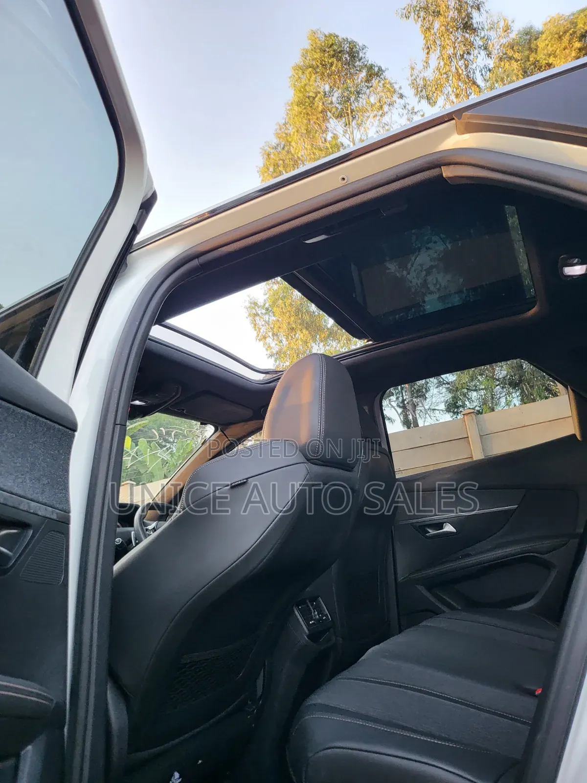 Peugeot 3008 2021 White