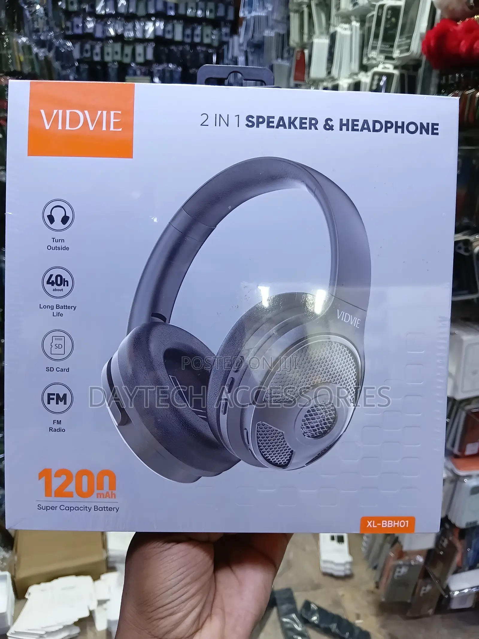 The Vidvie XL-BBH01 2-in-1 Speaker & Headphone.