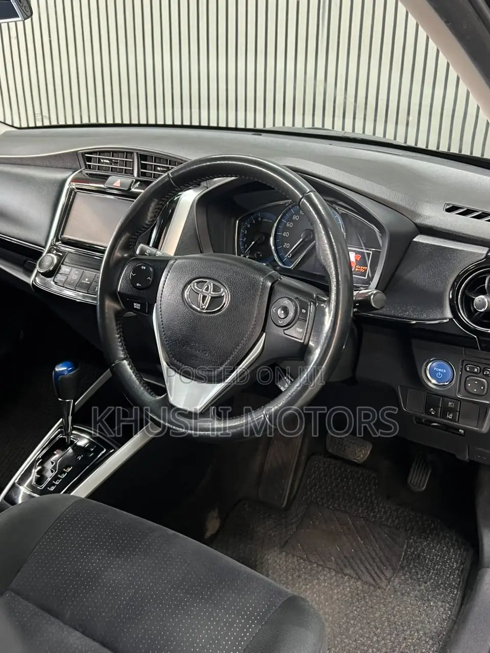 Toyota Corolla Fielder 2018 Black
