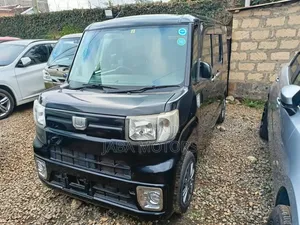 Daihatsu Wake 2017 Black