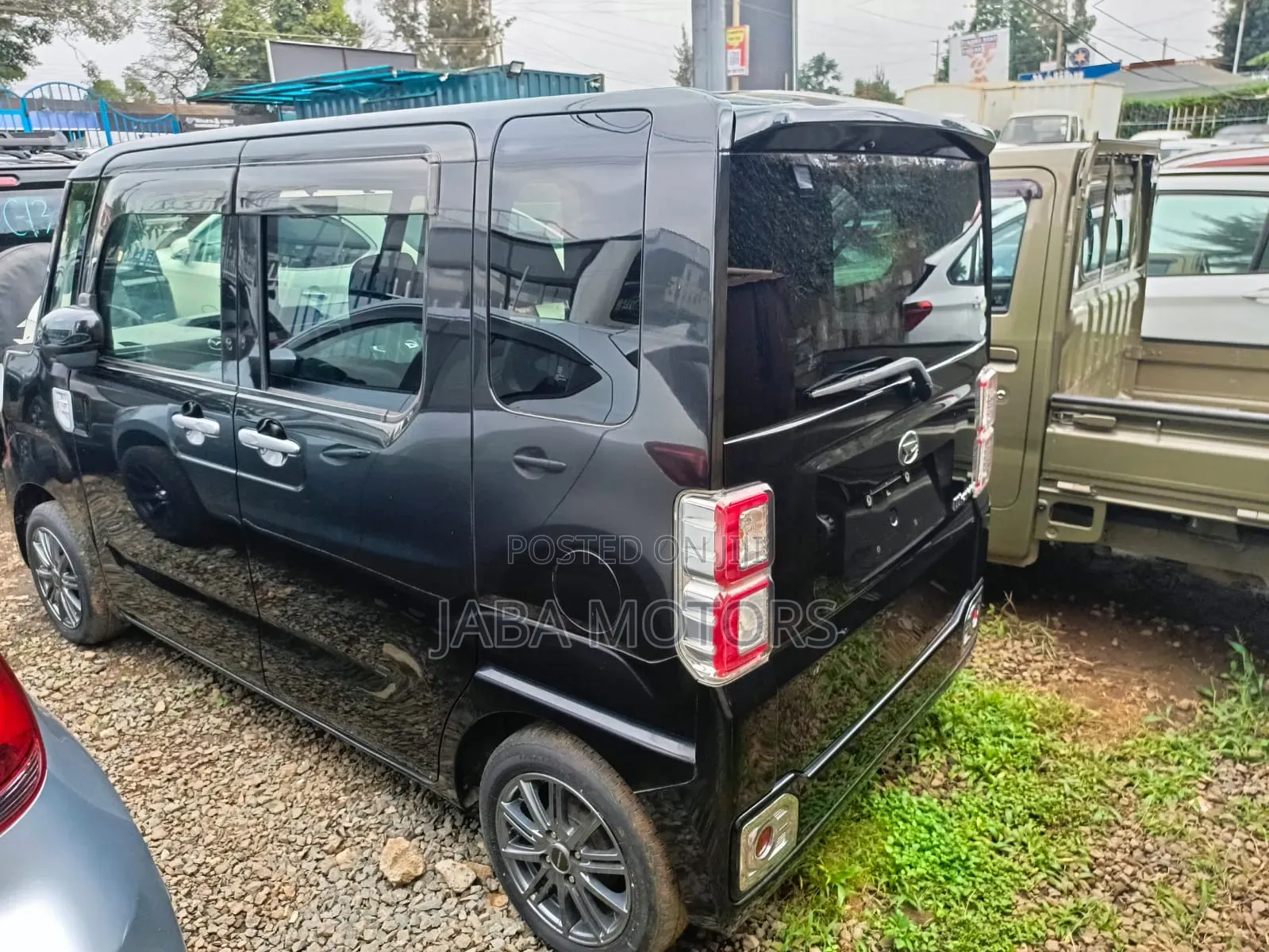 Daihatsu Wake 2017 Black