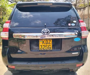 Toyota Land Cruiser Prado 2012 Black