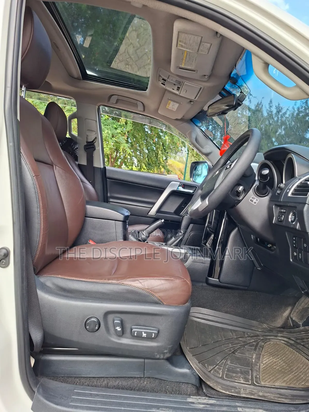 Toyota Land Cruiser Prado 2017 White