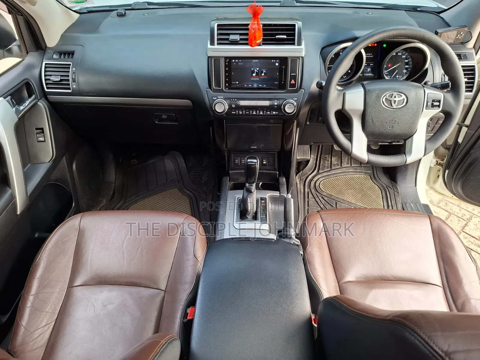 Toyota Land Cruiser Prado 2017 White