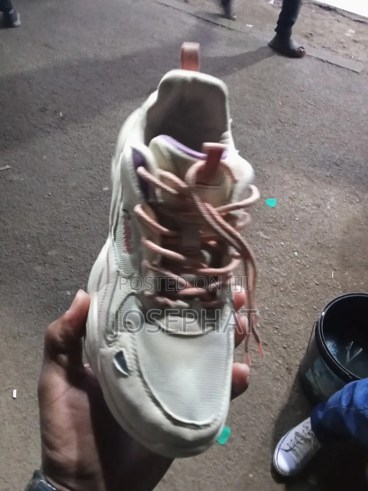 Quality Warrior Sport Shoes