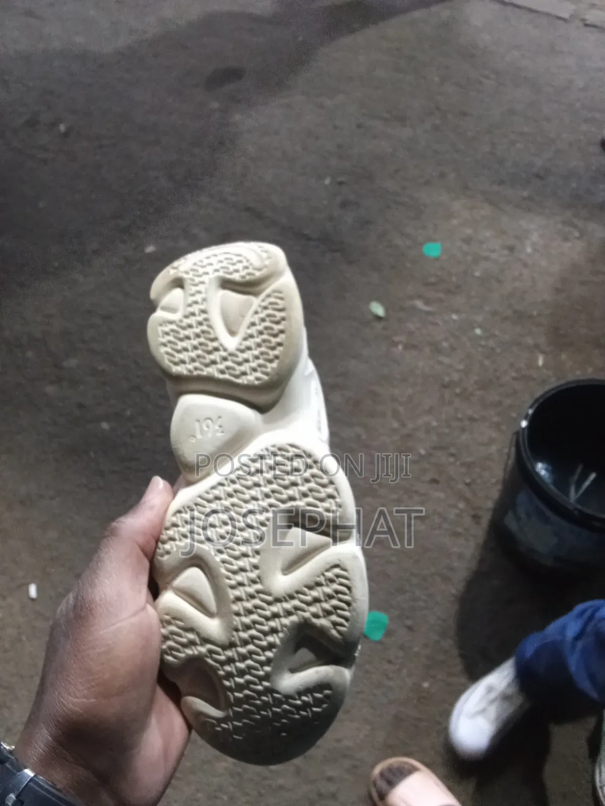 Quality Warrior Sport Shoes