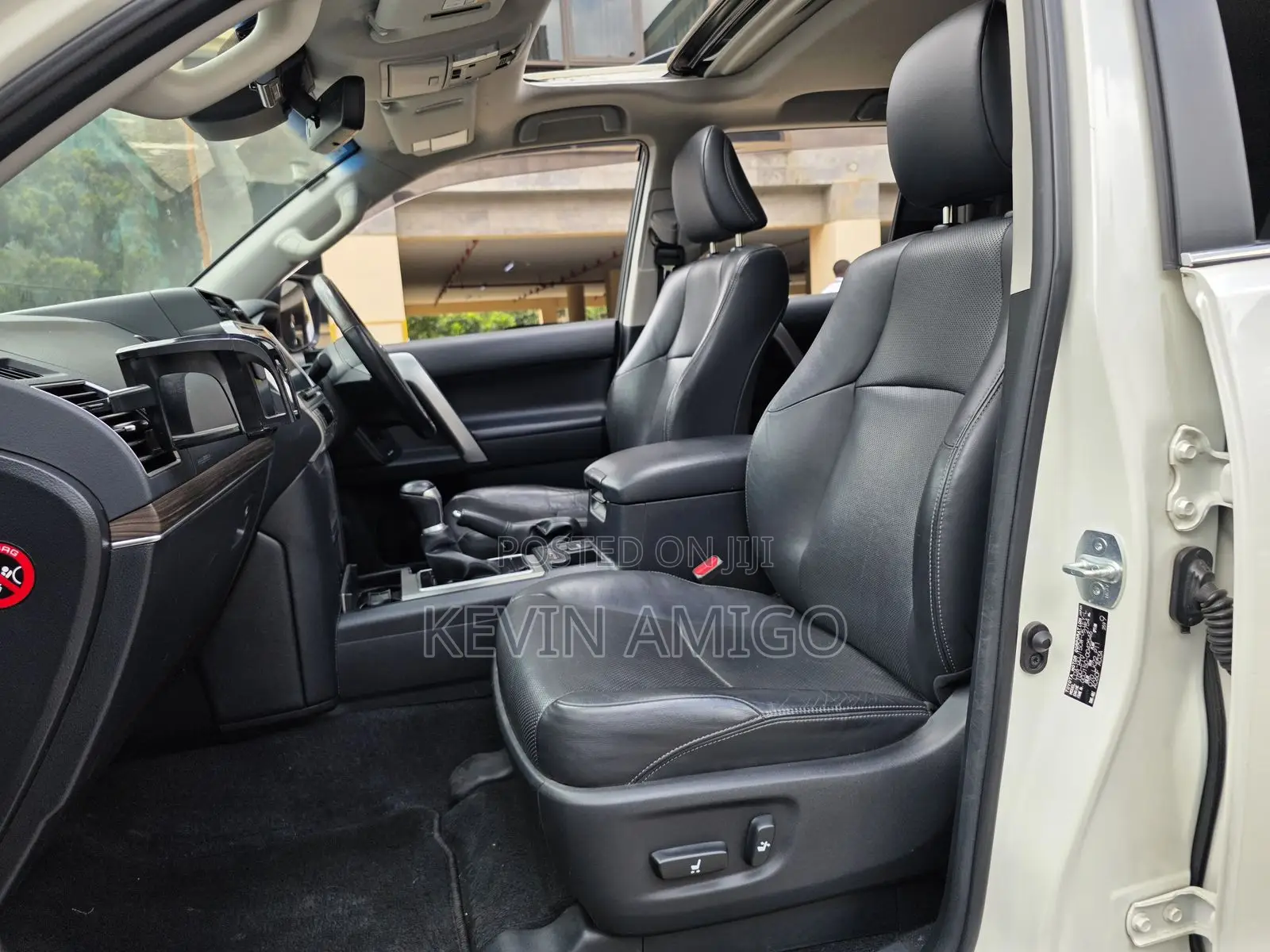 Toyota Land Cruiser Prado 2.8 2019 White