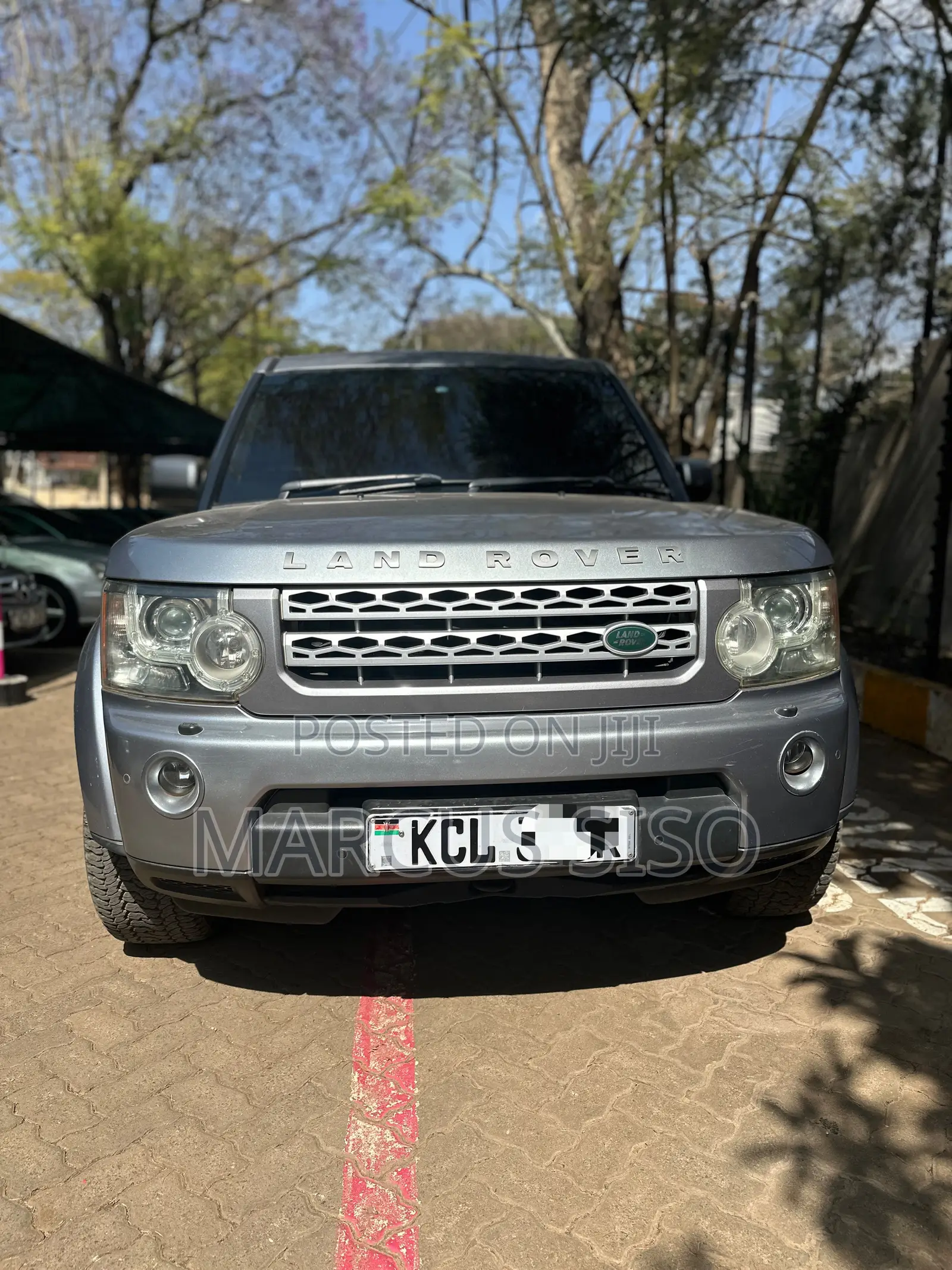 Land Rover Discovery 2011 Silver