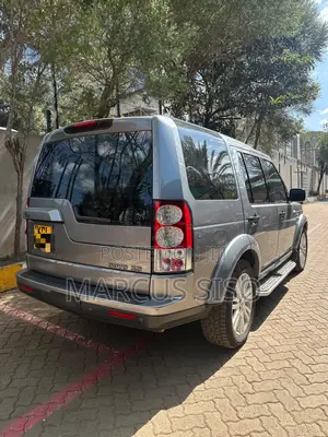 Land Rover Discovery 2011 Silver