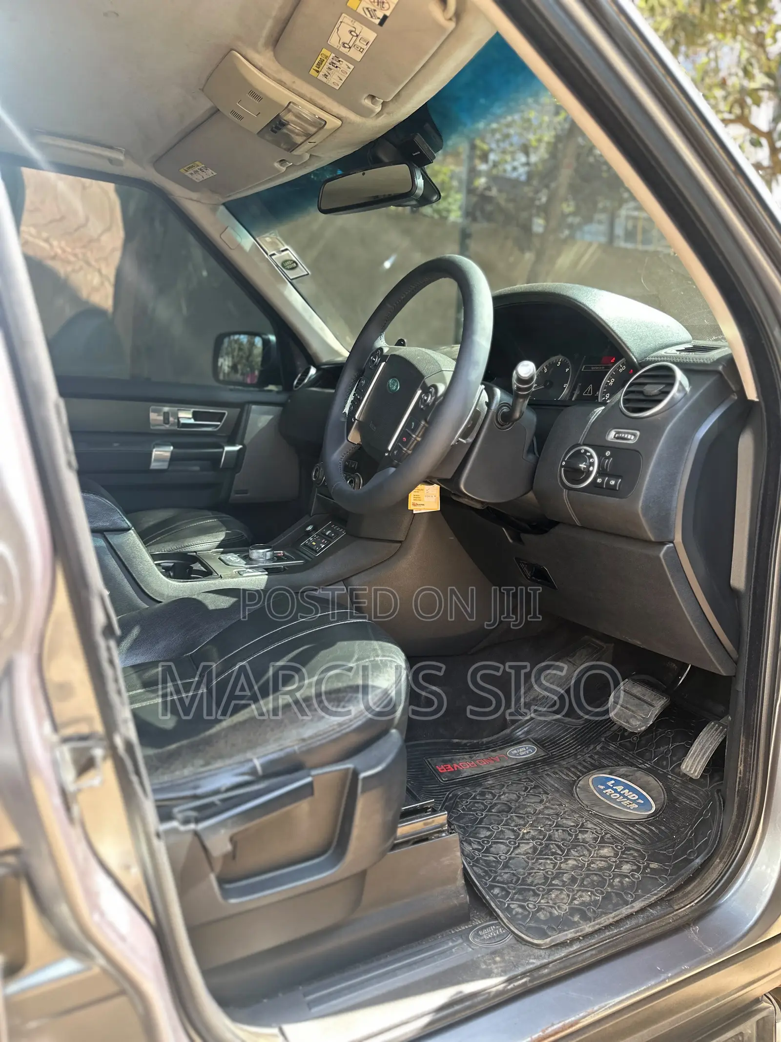 Land Rover Discovery 2011 Silver