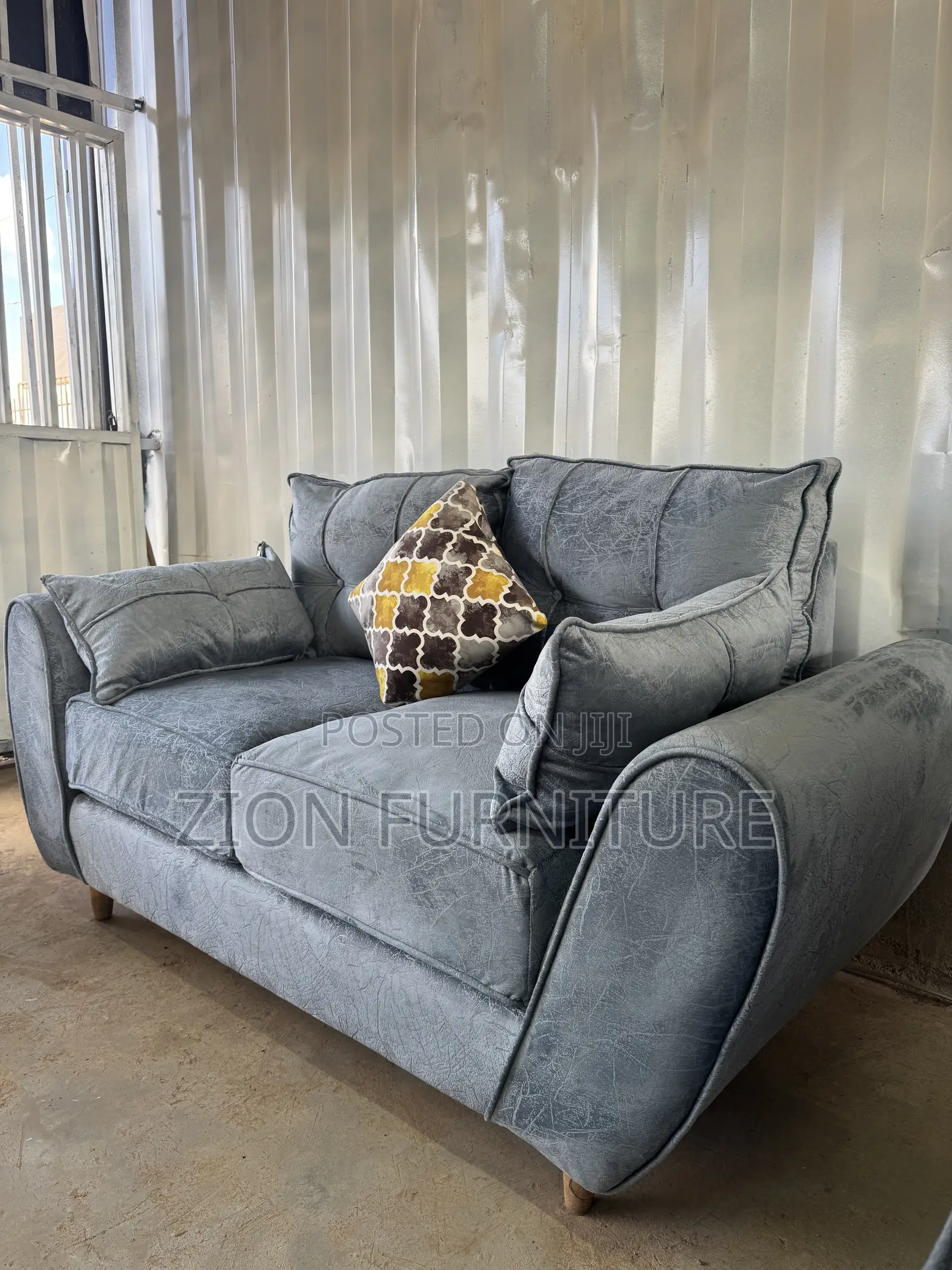Modern 5 Seater Sofaset