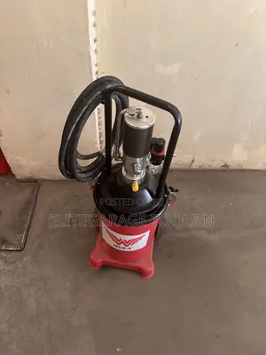 Heavy Commercial Sunshine Italy Pneumatic Grease Bucket