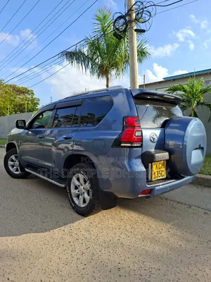 Toyota Land Cruiser Prado 2010 Blue