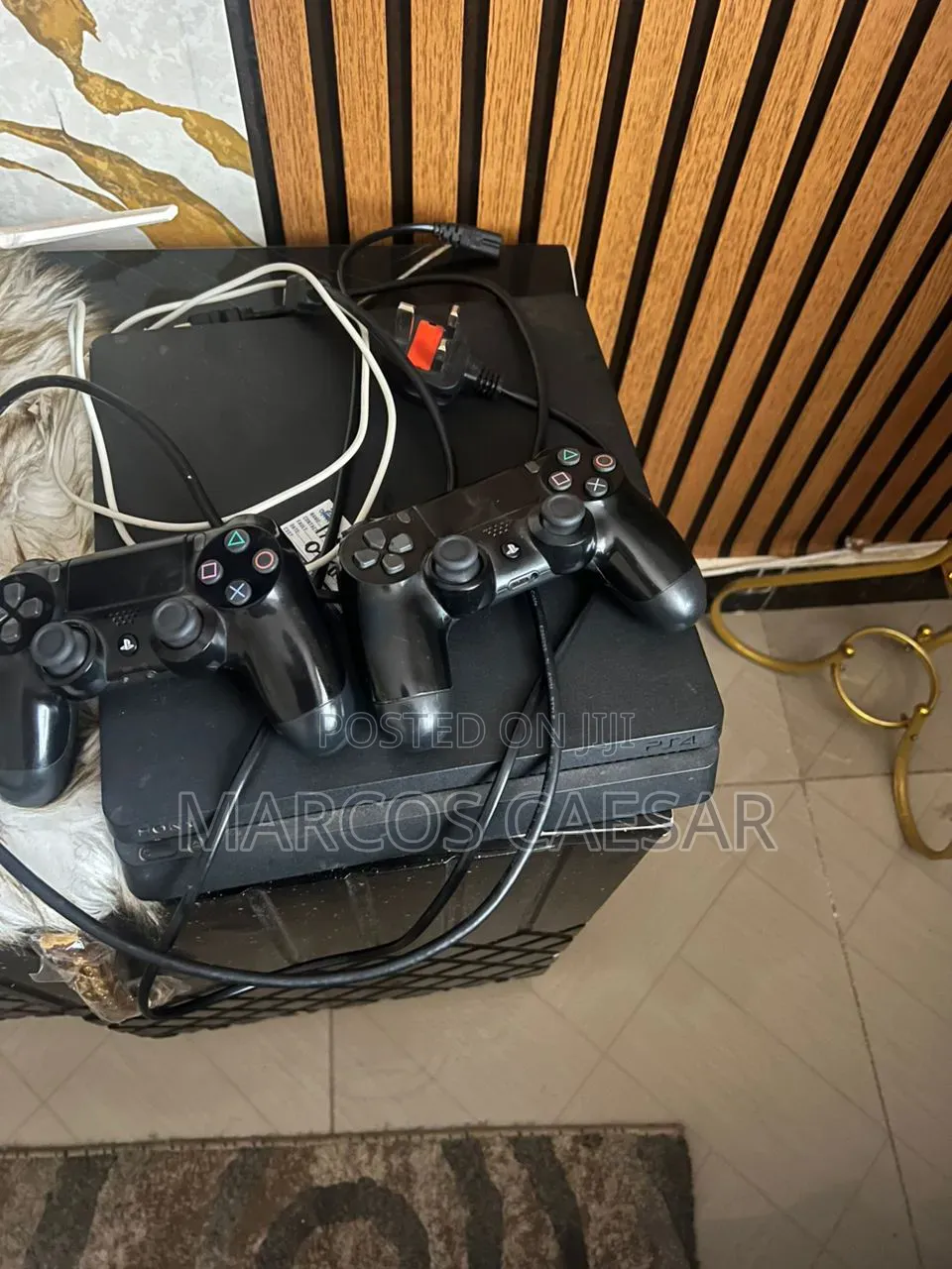 Playstation 4 Slim