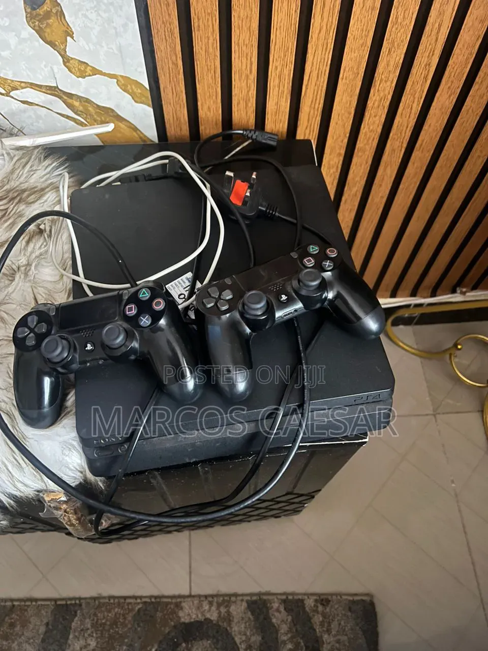 Playstation 4 Slim