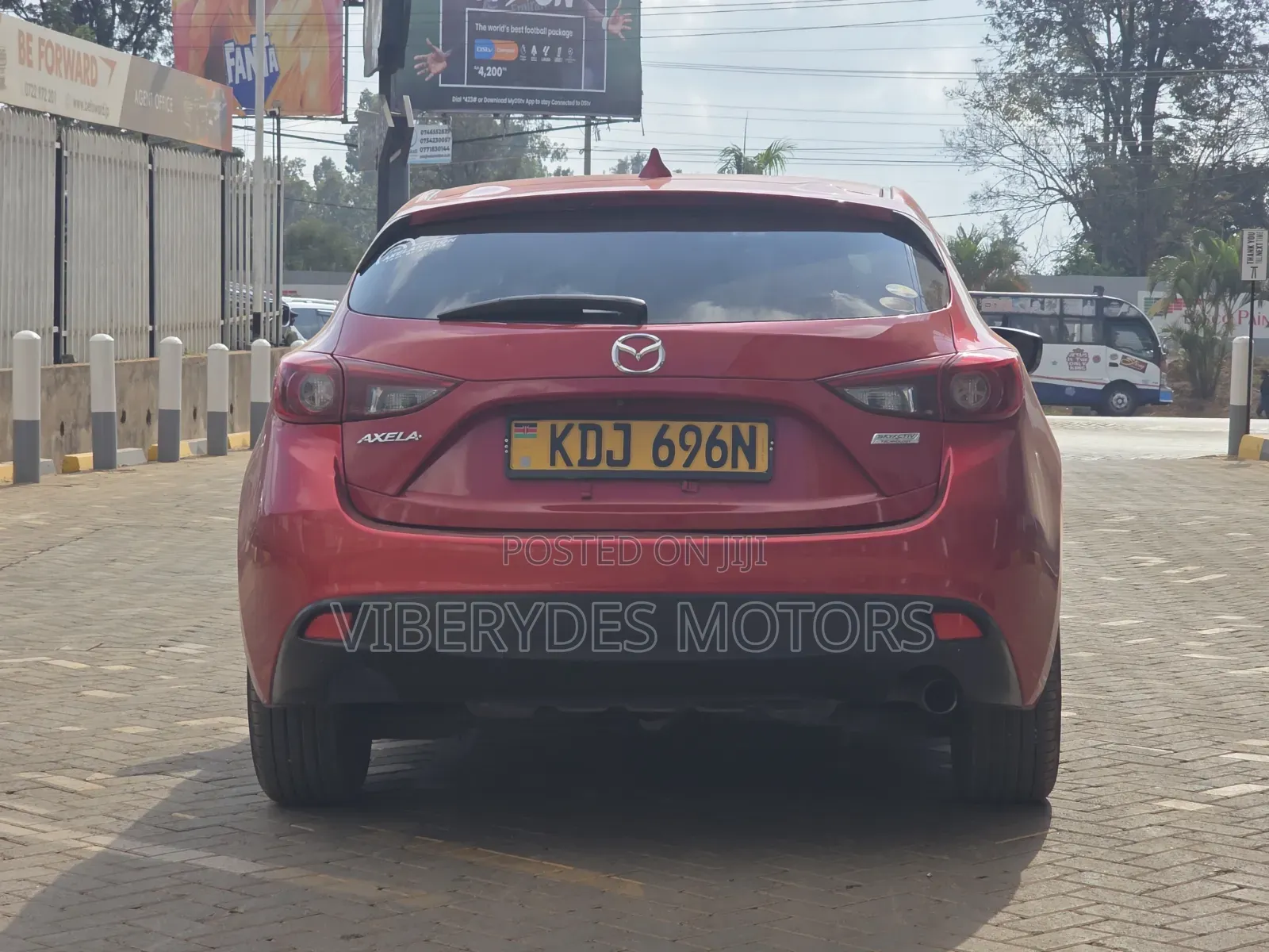 Mazda Axela 2015 Maroon