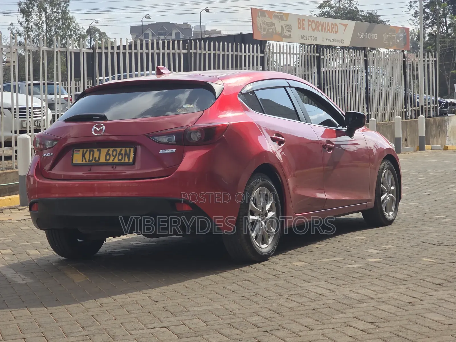 Mazda Axela 2015 Maroon