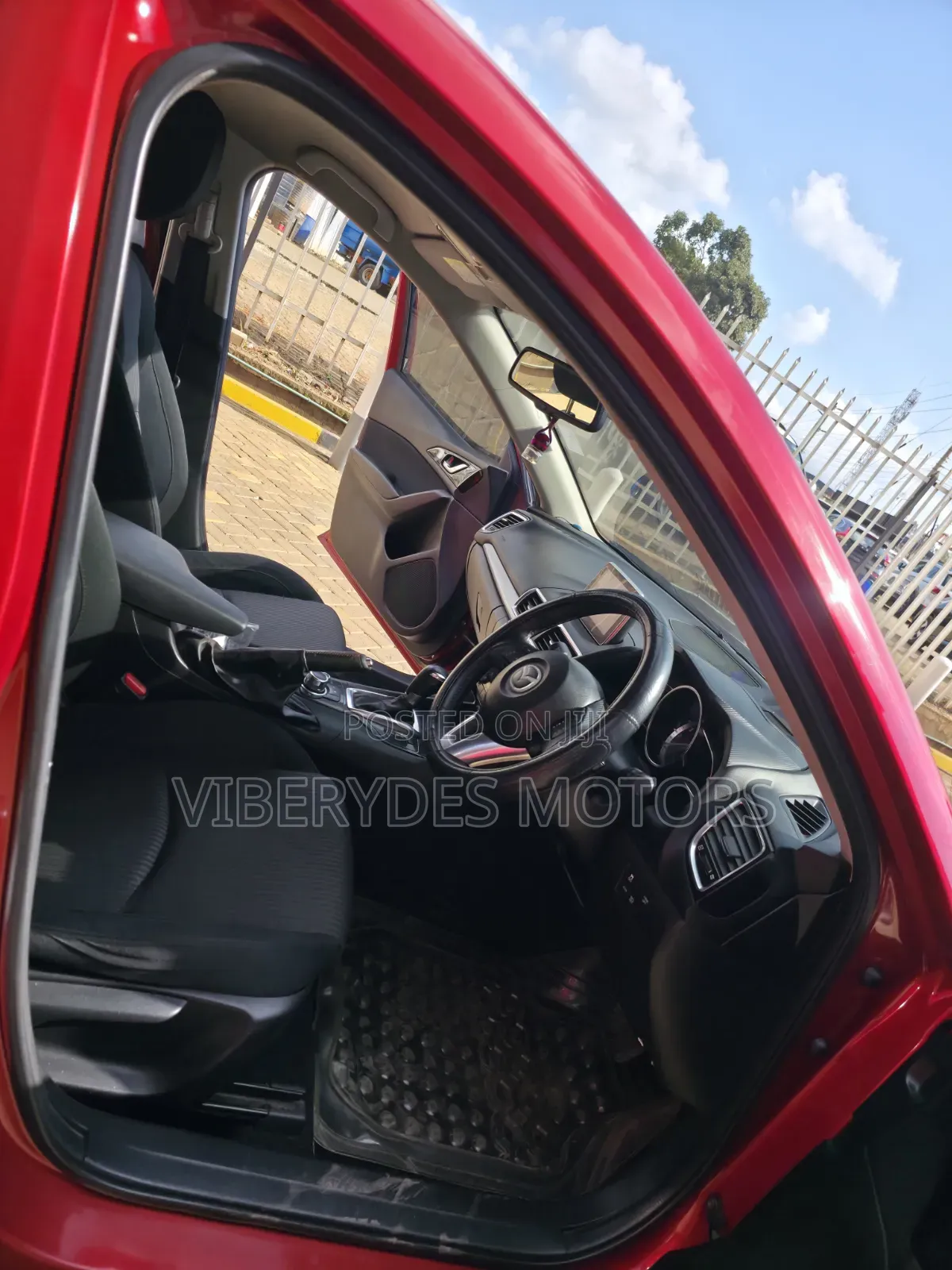 Mazda Axela 2015 Maroon