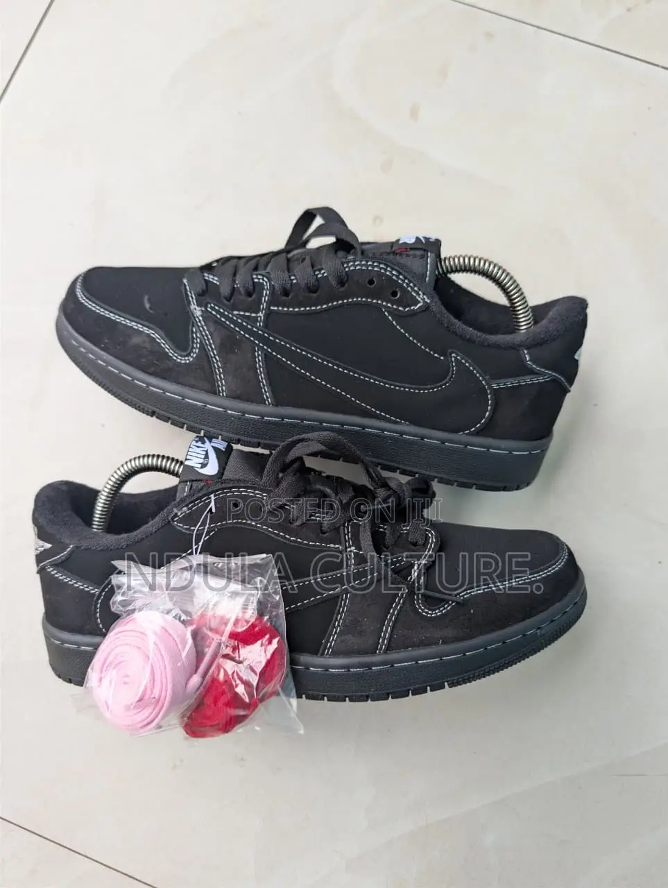 Jordan 1 X Travis Scott Black Phantom