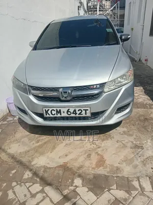 Honda Stream 2010 Silver