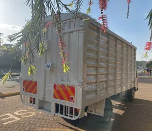 Isuzu NKR KCL