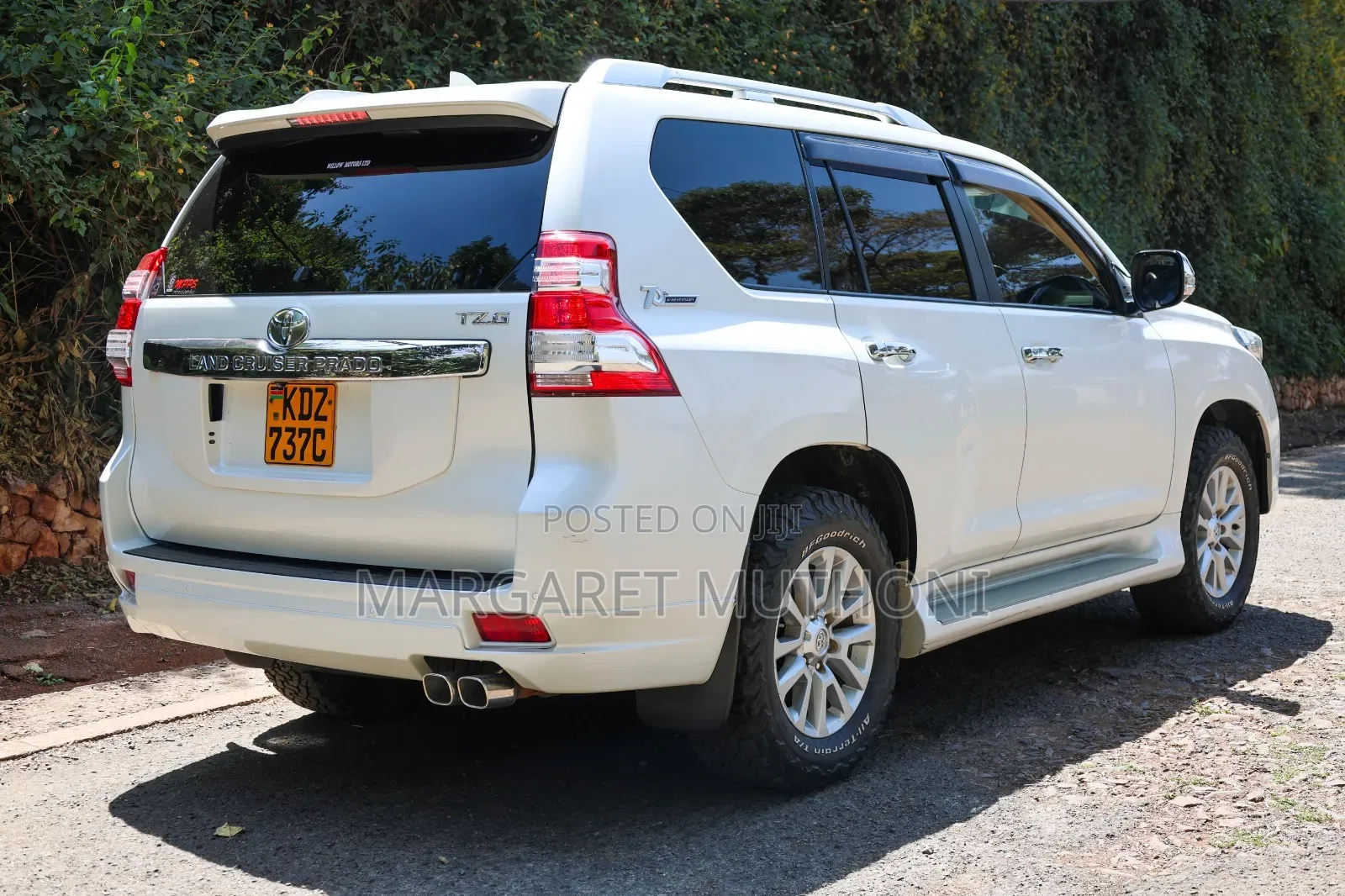 Toyota Land Cruiser Prado 2016 White