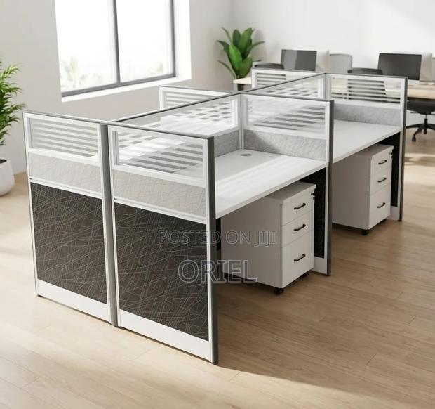 Office Workstation : 4-Person Modular Workstation - thumbnail 7