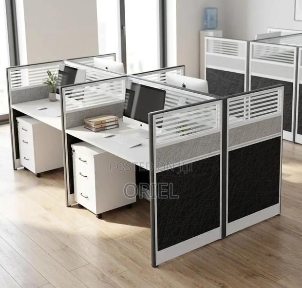Office Workstation : 4-Person Modular Workstation - thumbnail 11