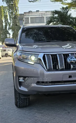 Toyota Land Cruiser Prado 2018 Beige