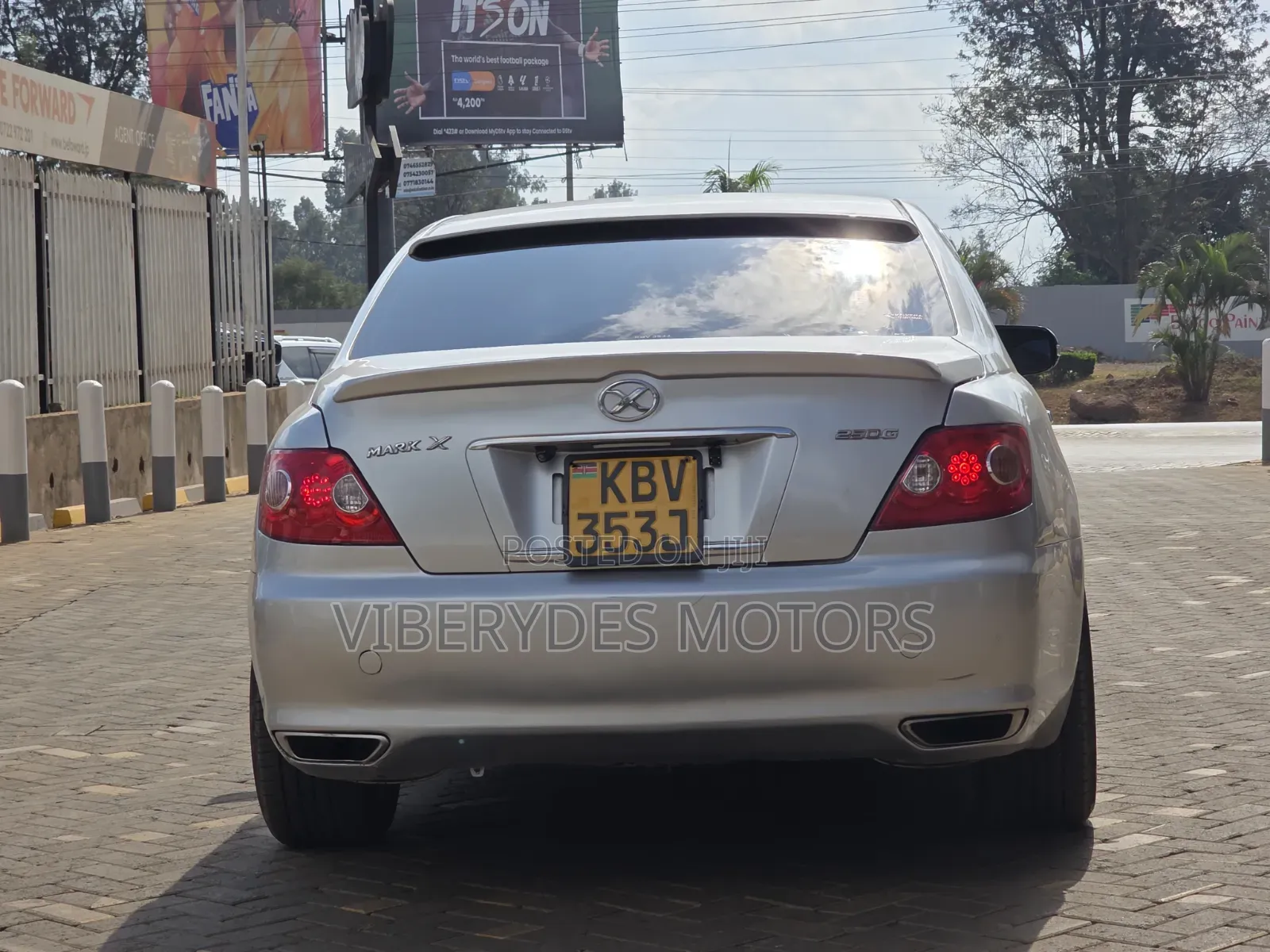 Toyota Mark X 2006 Silver
