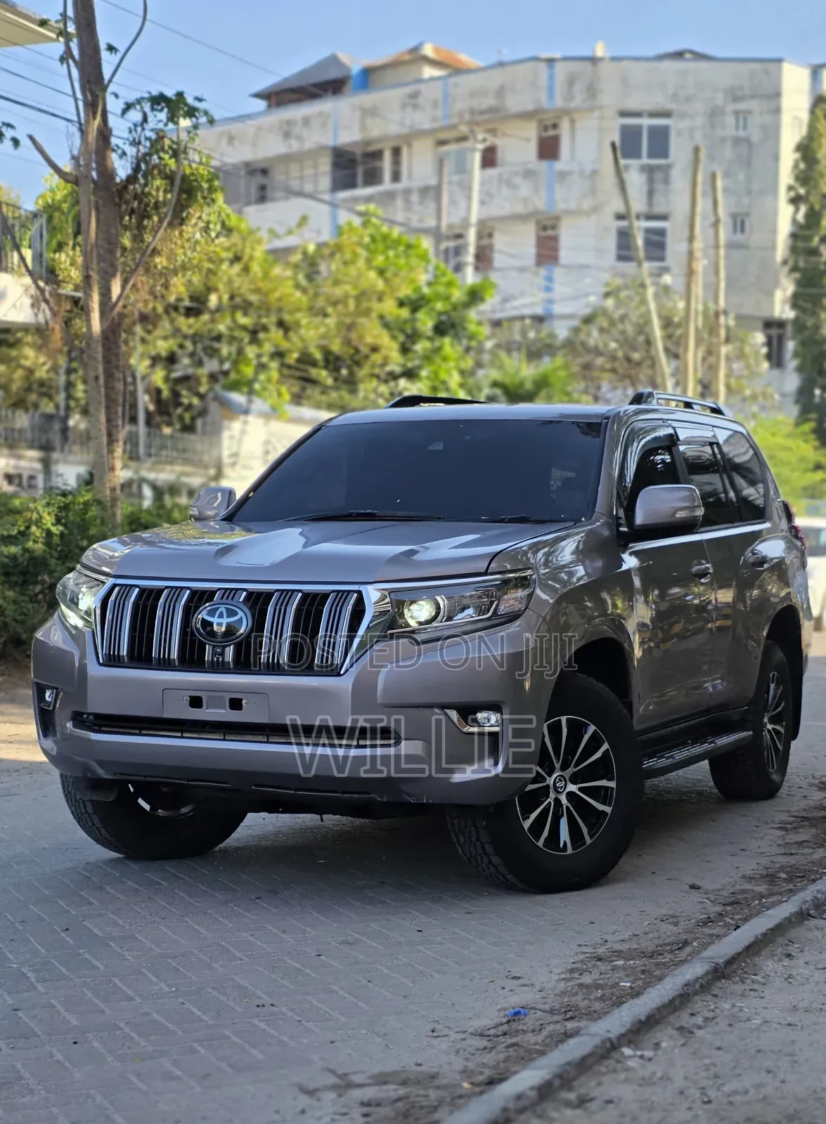 Toyota Land Cruiser Prado 2018 Beige