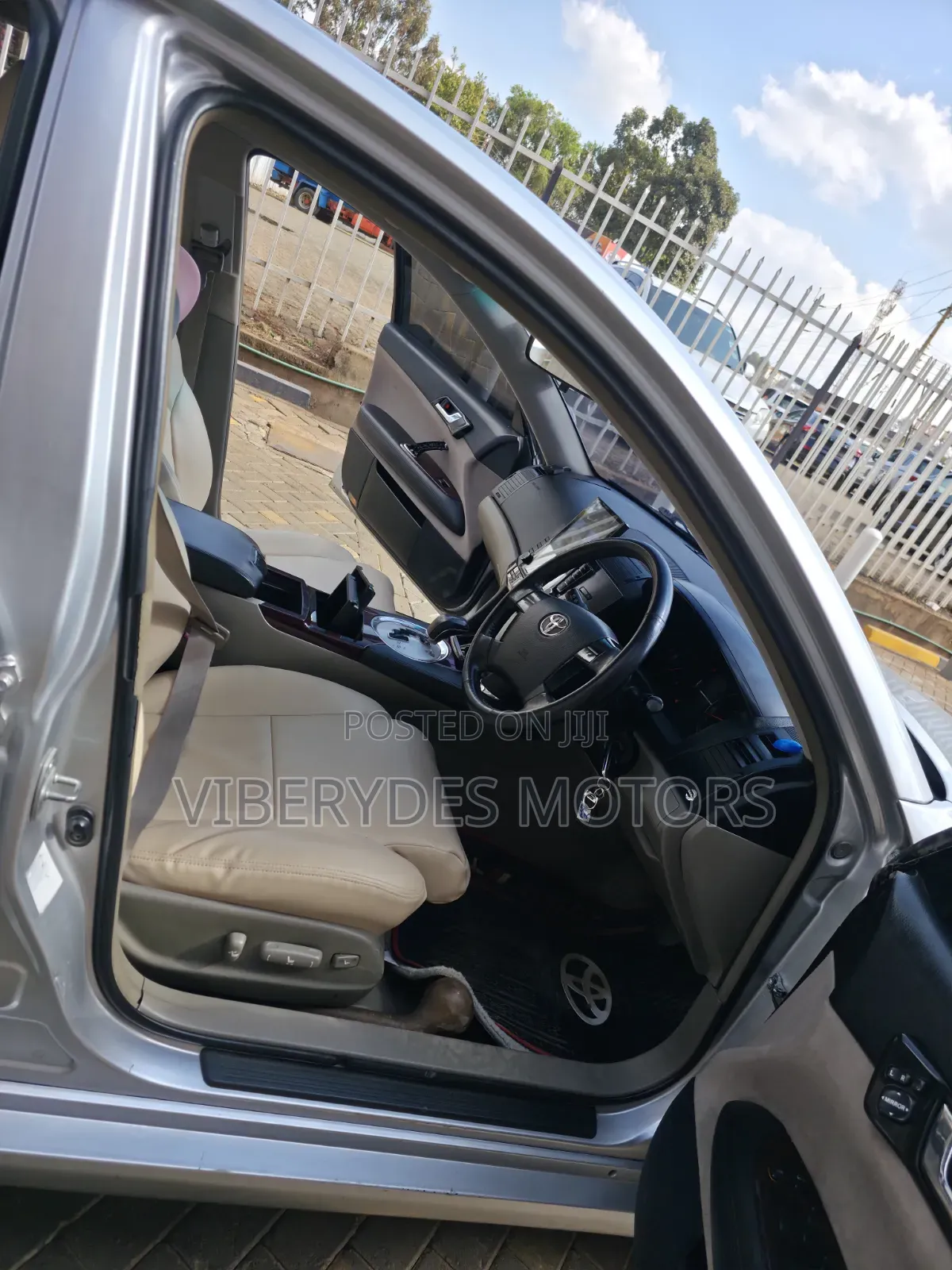 Toyota Mark X 2006 Silver