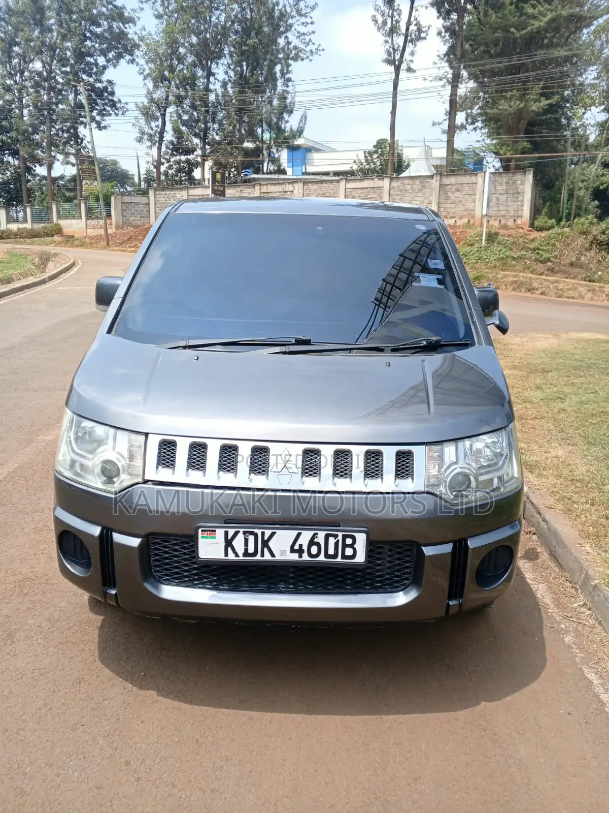 Mitsubishi Delica 2015 Gray