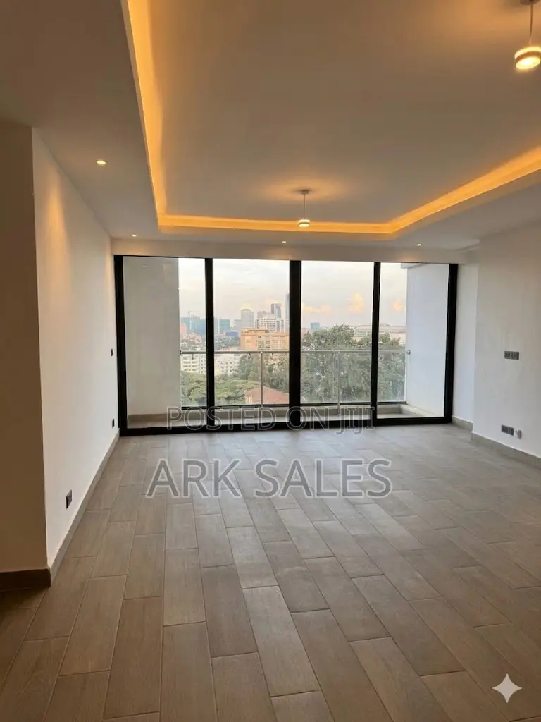 3bdrm Apartment in Riverside Square, Raphta Road Area for rent