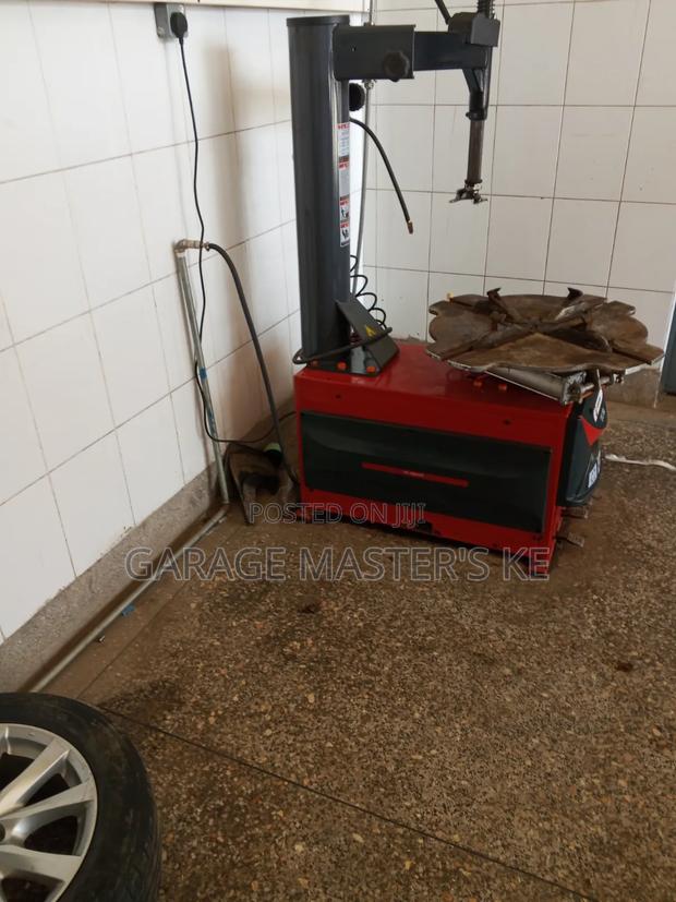 Premium Tyre Changer Machine