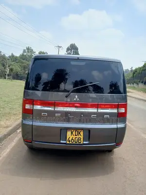 Mitsubishi Delica 2015 Gray