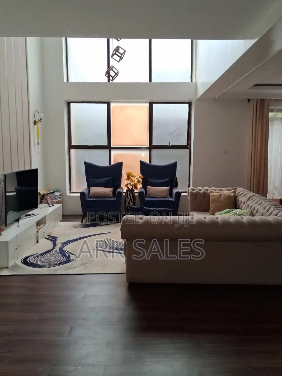 6bdrm Duplex in Fairfield Estate, Hotel 67 Area for rent