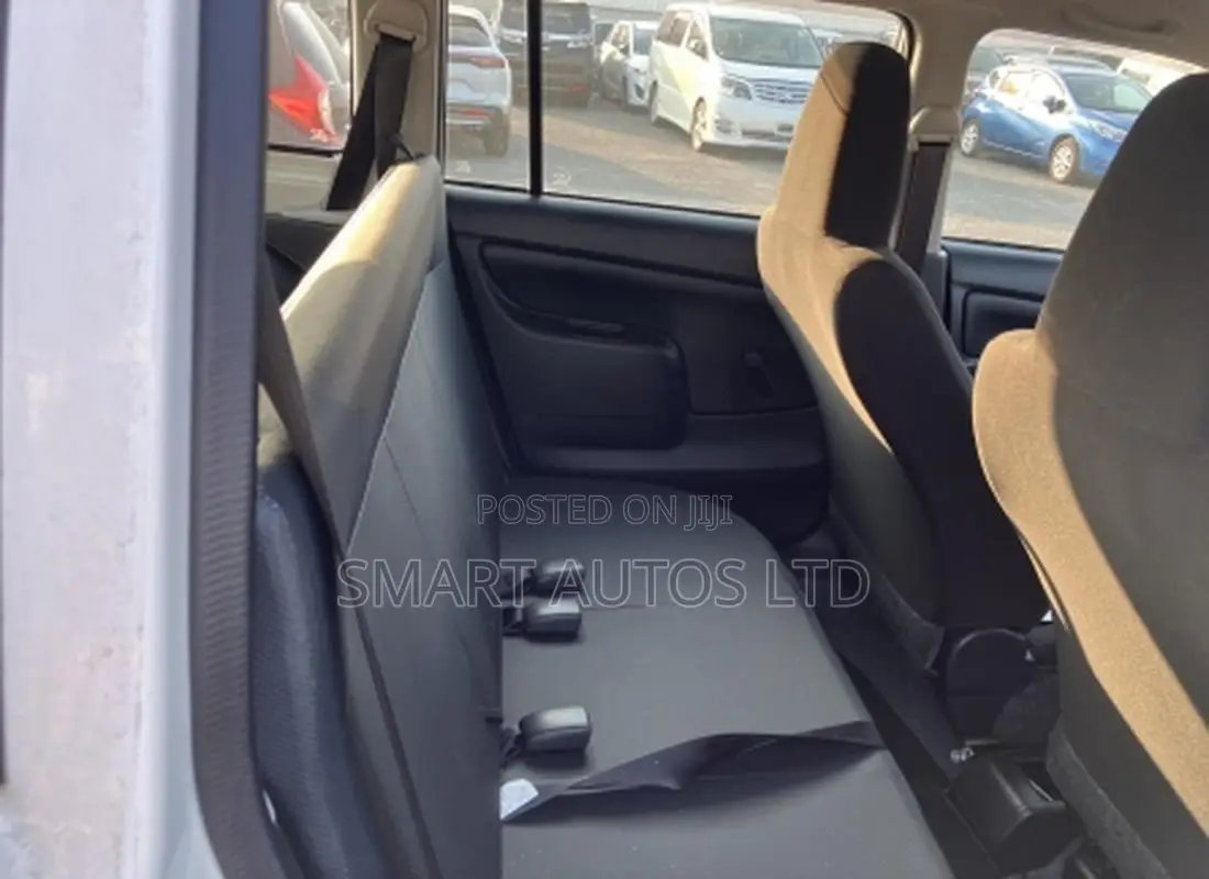 Toyota Probox 1.5 Hybrid DX Comfort 2020