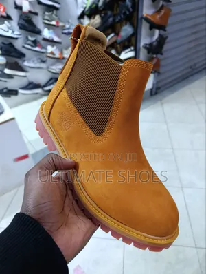 Lace lessTimberland Boots