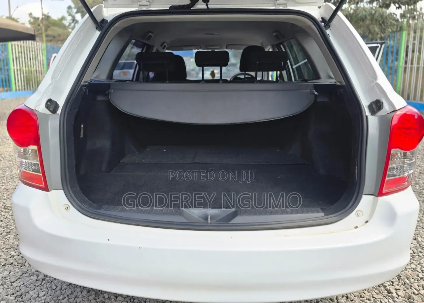 Toyota Corolla Fielder 2010 White