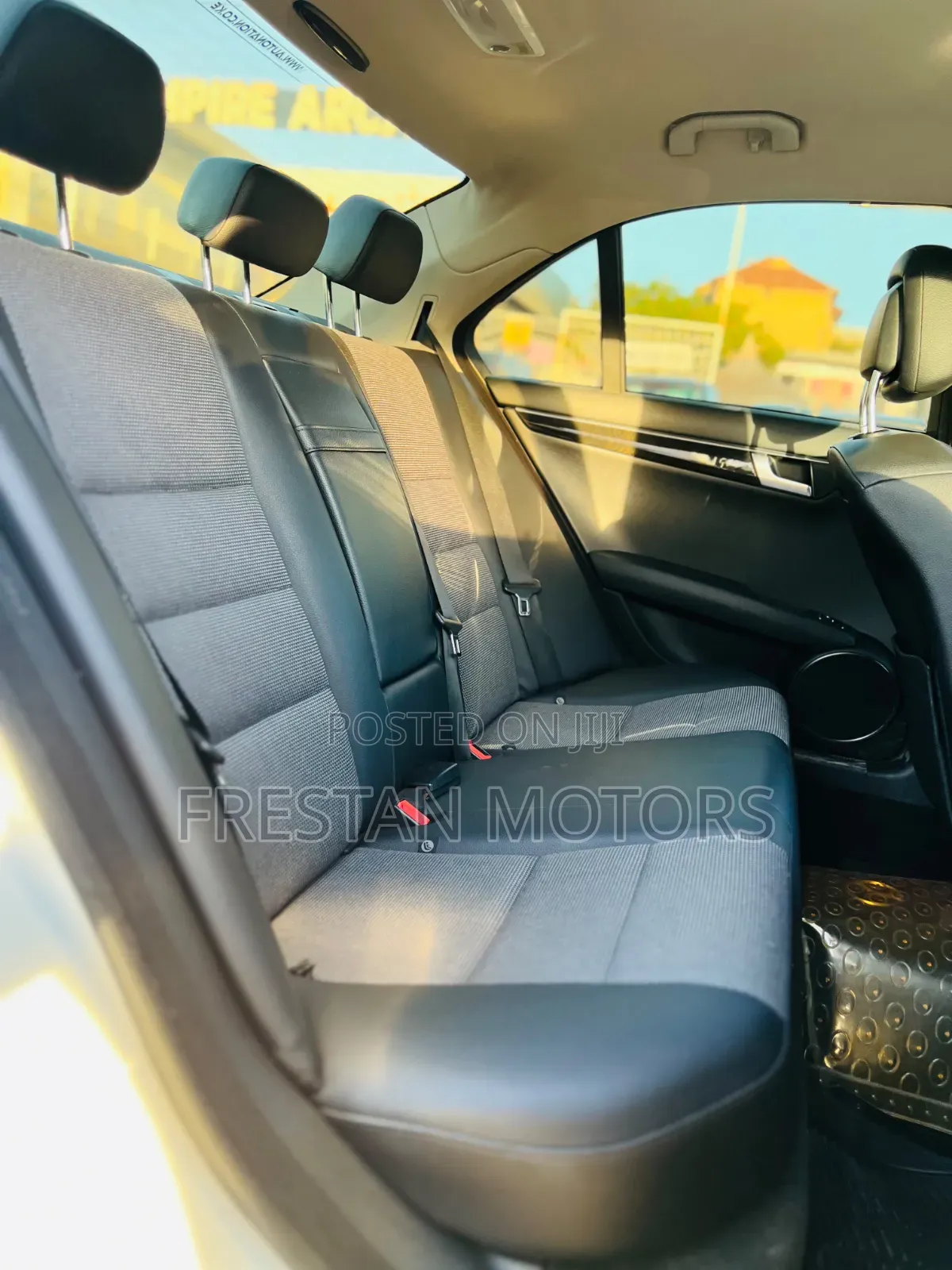 Mercedes-Benz C200 2011 White