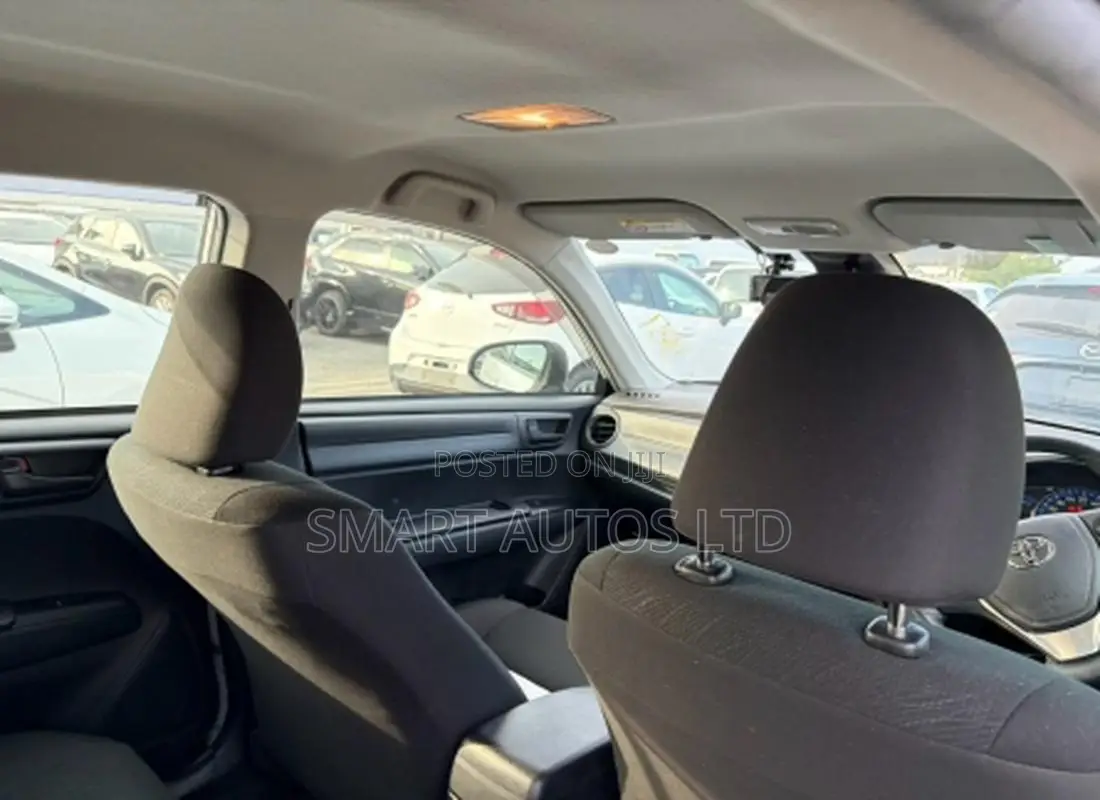 Toyota Corolla Fielder 1.5 Hybrid FWD 2020 Pearl